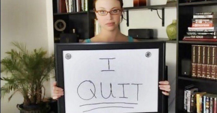 Girl Quits Her Job On Dry Erase Board But Boss Has Hysterical Reply Stuff Happens 