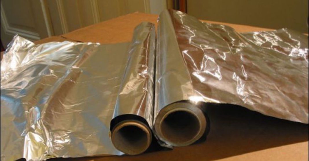 Doctors Are Now Warning If You Use Aluminum Foil, Stop It Or Face